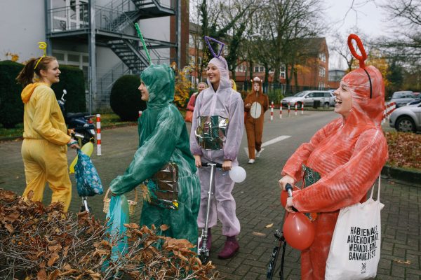 Der Jahrgang 12 des Gymnasiums am Wall Verden feiert am 11.11.2015 den traditionellen "Chaostag am GaW"