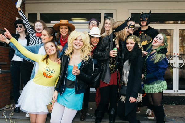 Der Jahrgang 12 des Gymnasiums am Wall Verden feiert am 11.11.2016 den traditionellen "Chaostag am GaW"